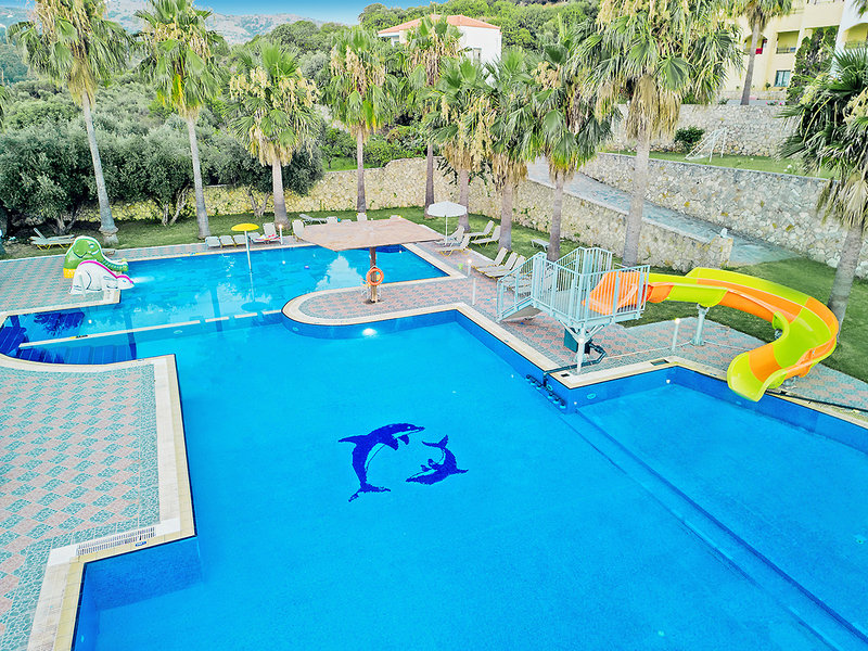 Langley Resort Almirida Bay 11