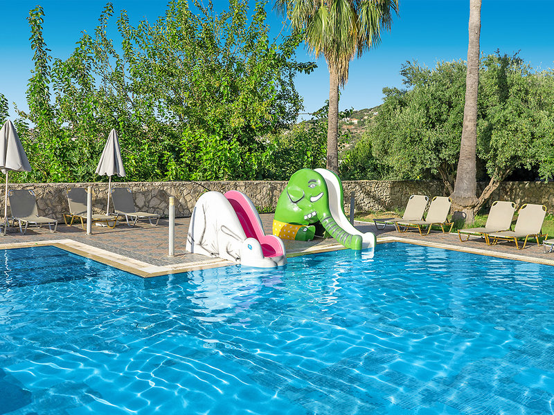 Langley Resort Almirida Bay 12