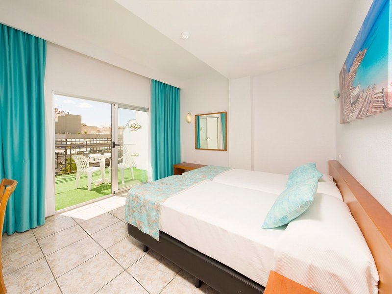 Hotel Tropical Ibiza 23