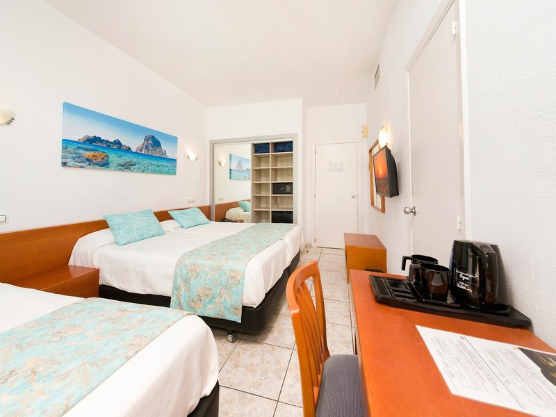 Hotel Tropical Ibiza 25