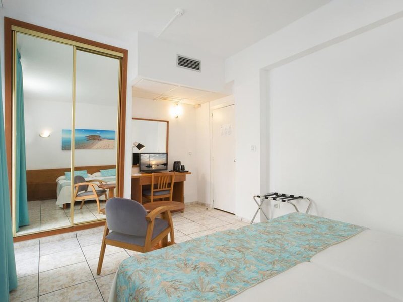 Hotel Tropical Ibiza 29