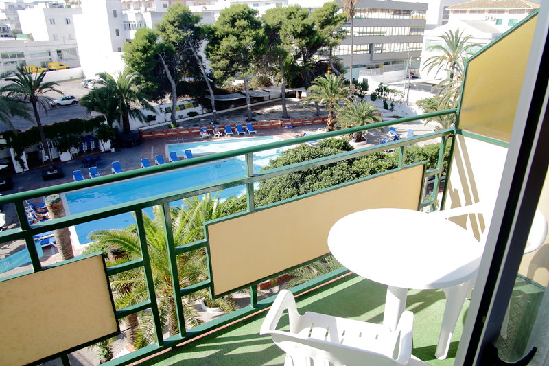 Hotel Tropical Ibiza 4