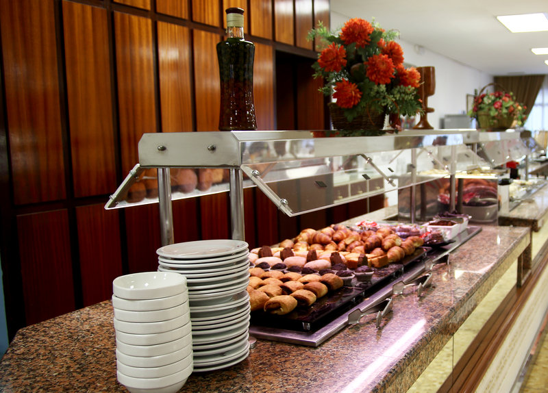 Hotel Tropical Ibiza 9