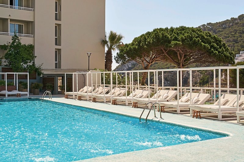 TUI SUNEO Cala Llonga 3