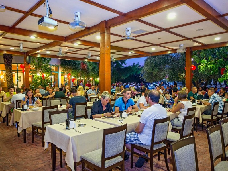 Dosi Hotel 8