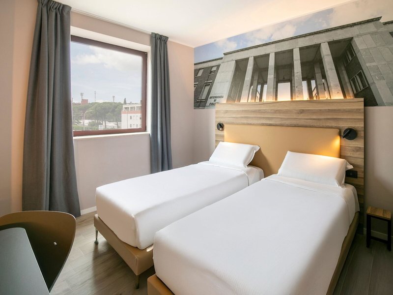 B&B HOTEL Latina 8