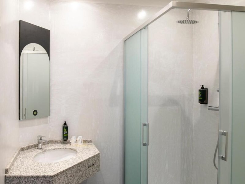 B&B HOTEL Latina 18