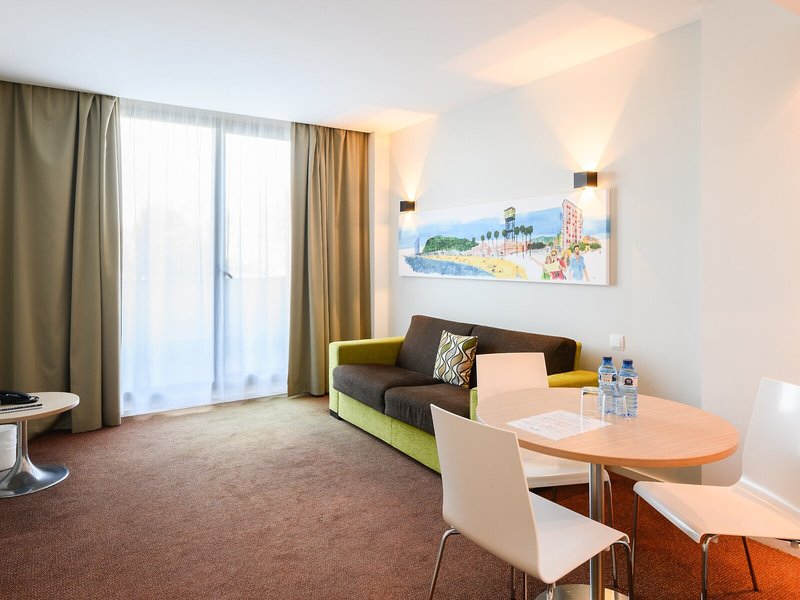 Hotel The Site by BlueBay Sant Cugat 29 - Room Example