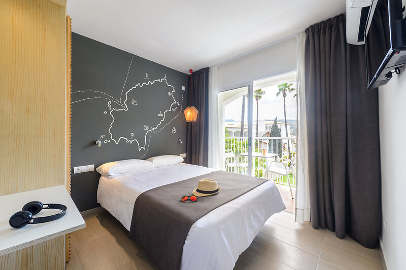 Vibra Cala Tarida 13