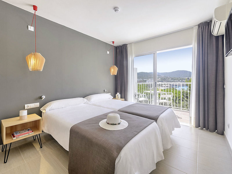 Playasol Cala Tarida 3