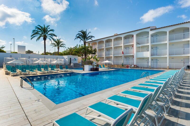 Vibra Cala Tarida 24