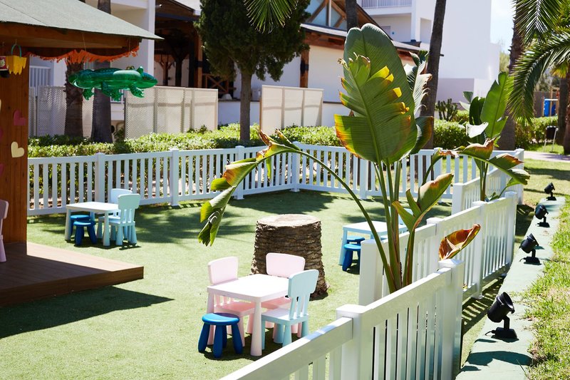 Playasol Cala Tarida 16