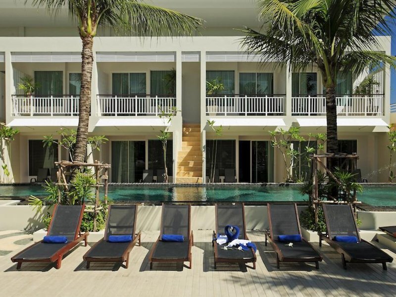 A2 Pool Resort Phuket 3