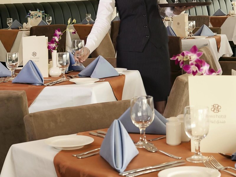 EWA Dubai Deira Hotel 9