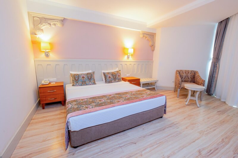 Side Crown Serenity 44