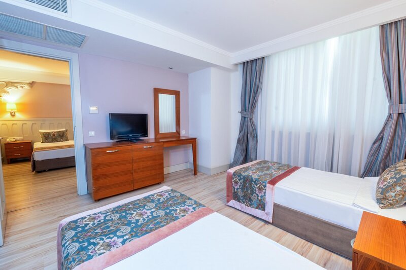 Side Crown Serenity 46