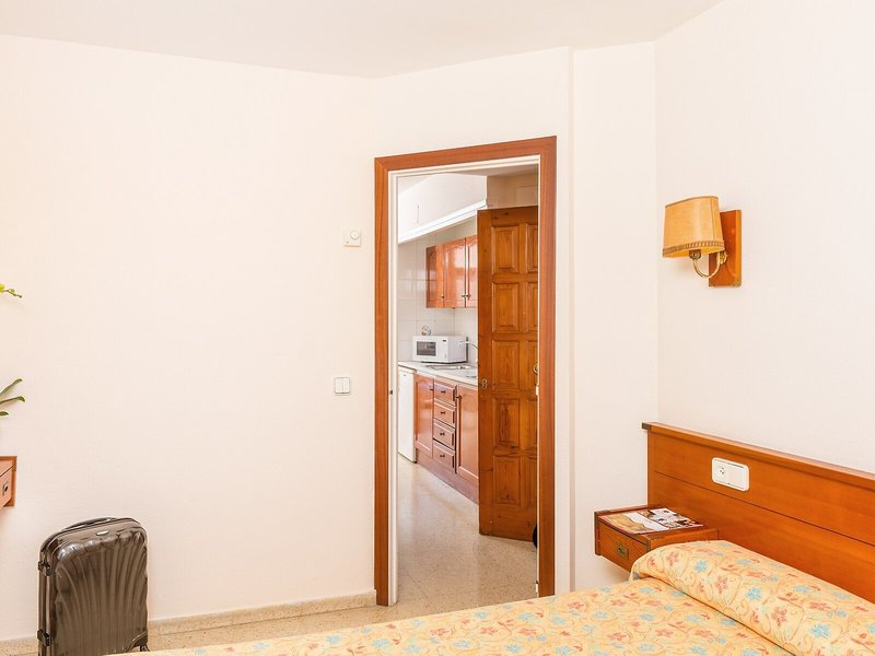 Apartments Guitart 16