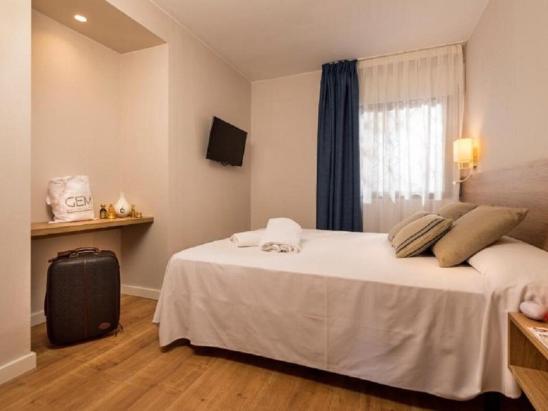 Apartments Guitart 19