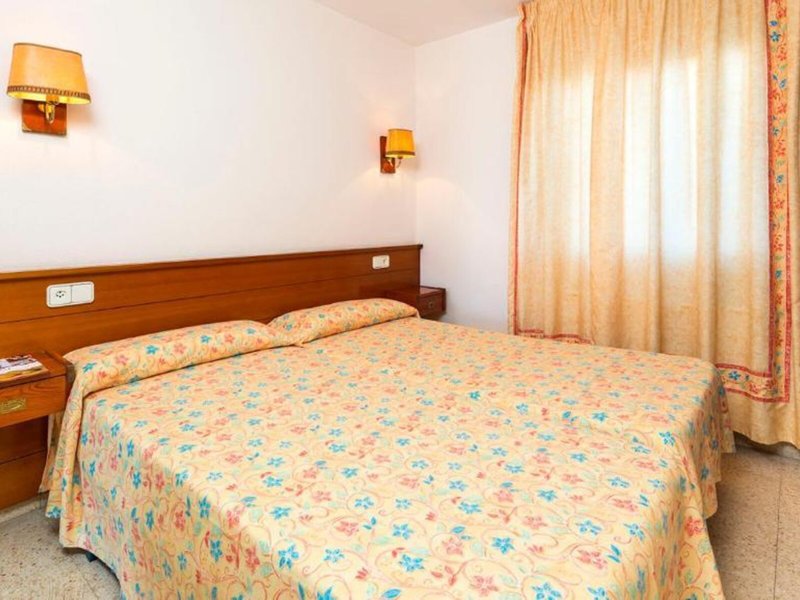 Apartments Guitart 20