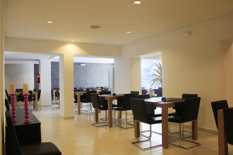 BG Hotel Naútico Ebeso 7