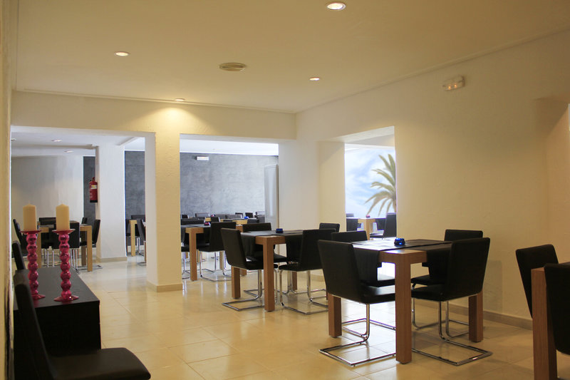 BG Hotel Naútico Ebeso 7