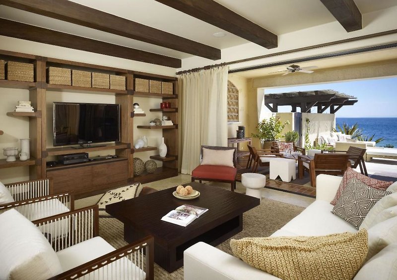 Hacienda Beach Club & Residences 4