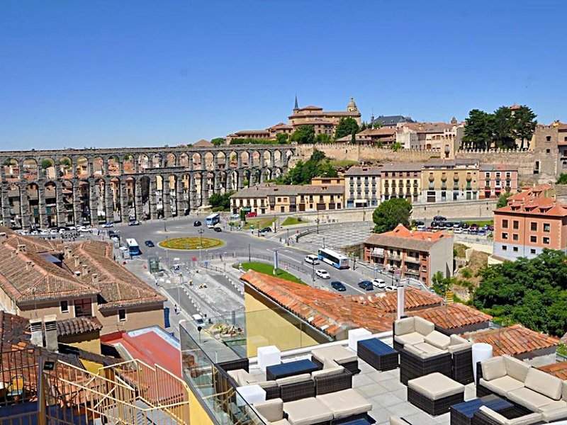Hotel Acueducto 1