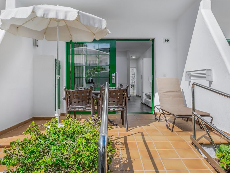 Club del Carmen 45 - Health & Beauty