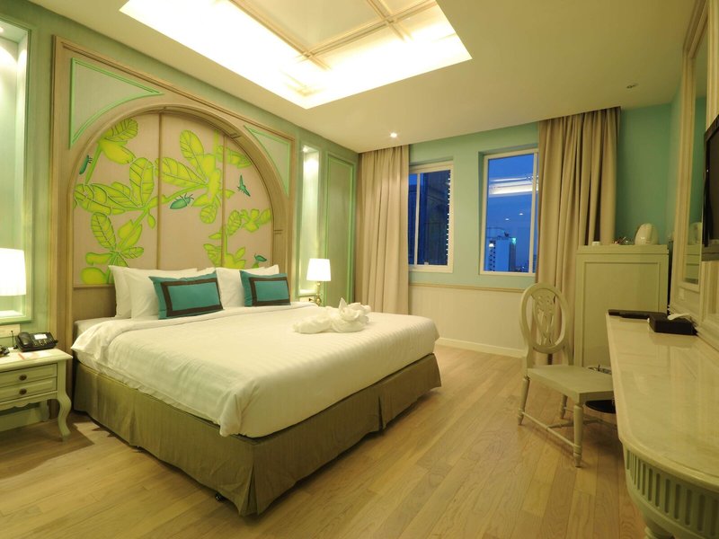 Salil Sukhumvit Soi 11 27