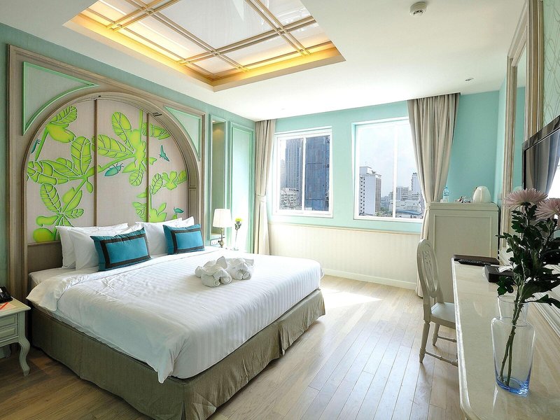 Salil Sukhumvit Soi 11 28