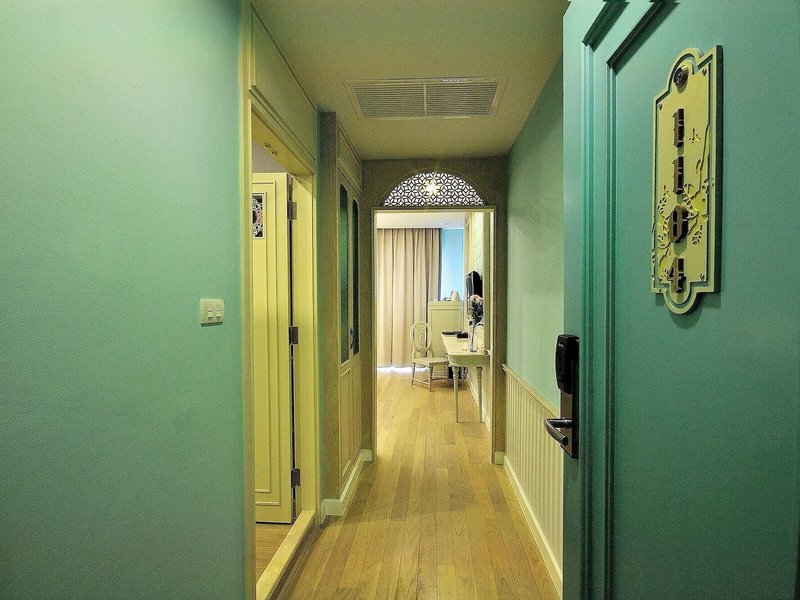 Salil Sukhumvit Soi 11 39