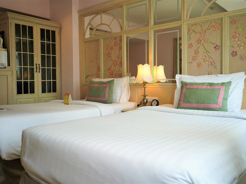 Salil Sukhumvit Soi 11 47