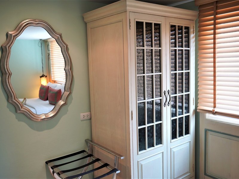 Salil Sukhumvit Soi 11 49