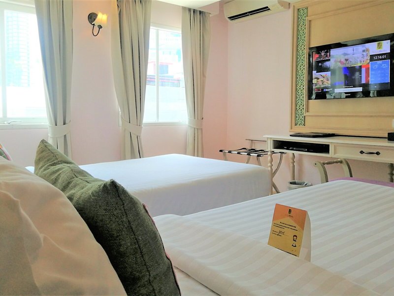 Salil Sukhumvit Soi 11 23
