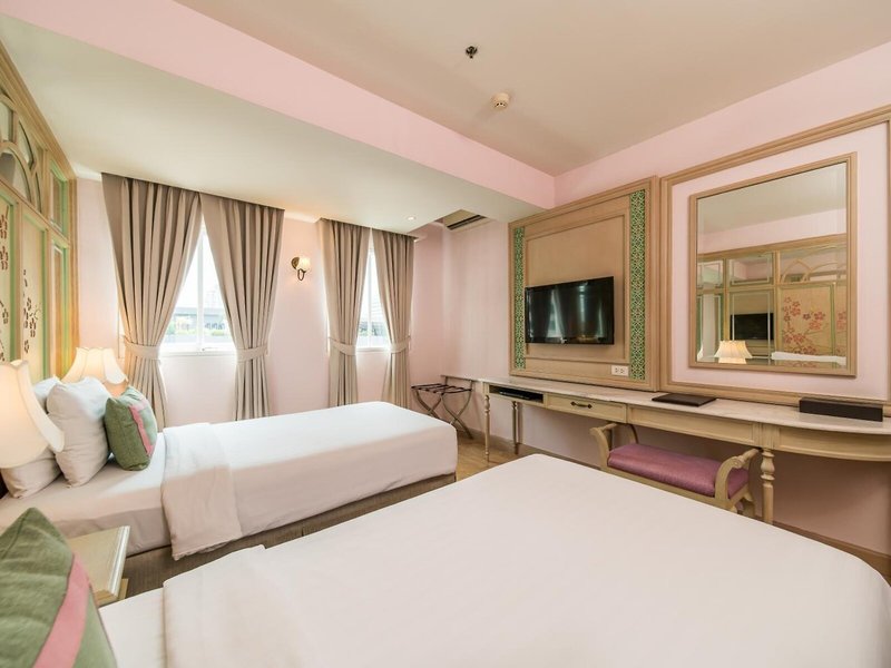 Salil Sukhumvit Soi 11 26