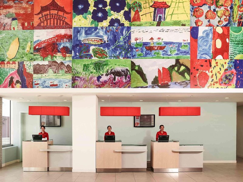 ibis Saigon South Hotel 8