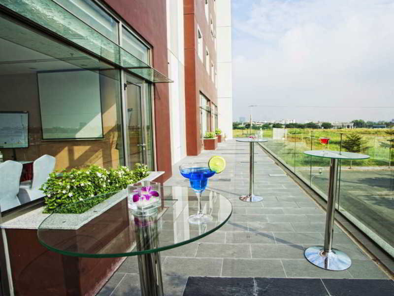 ibis Saigon South Hotel 20