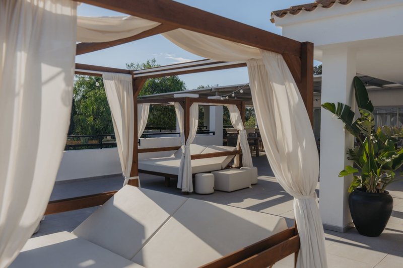 FERGUS Style Bahamas  15