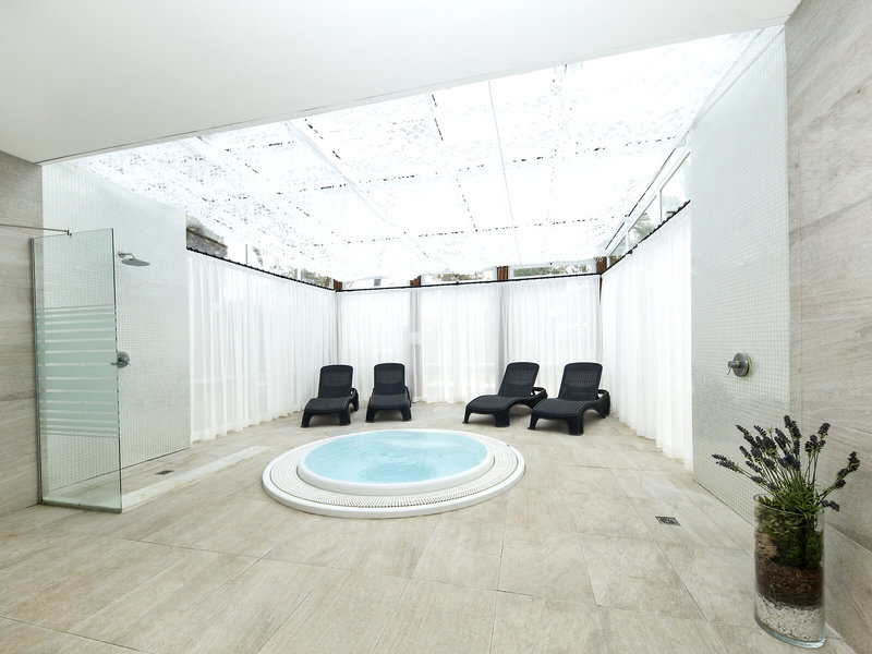 FERGUS Style Bahamas  7