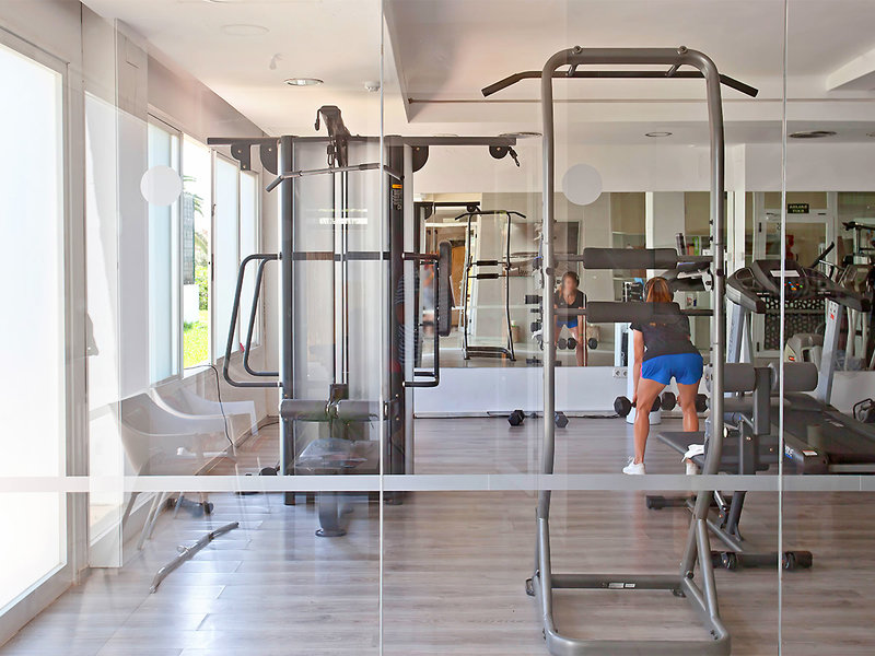 FERGUS Style Bahamas  14