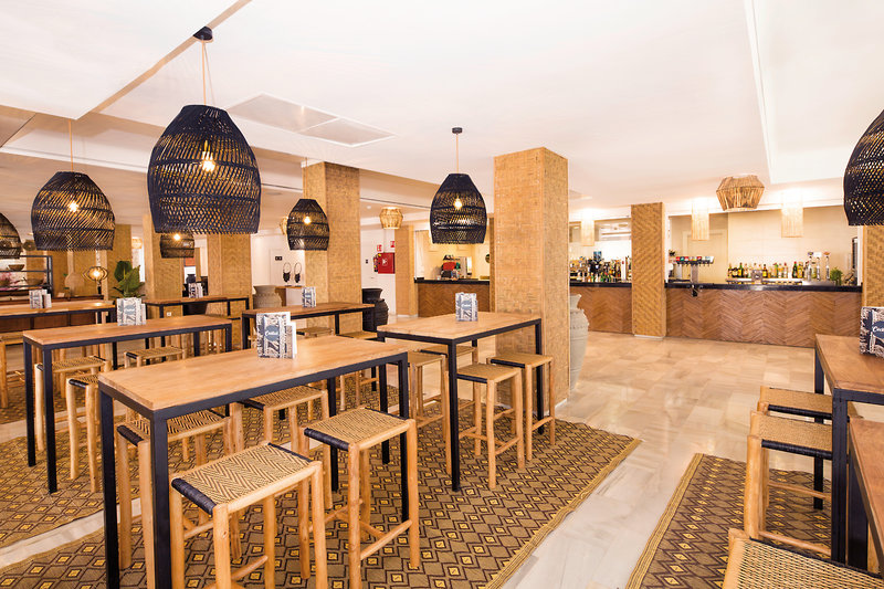 FERGUS Style Bahamas  14