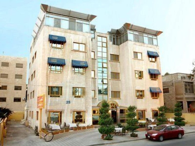 Capri Hotel Suites 1