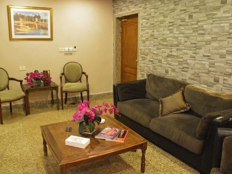 Capri Hotel Suites 6