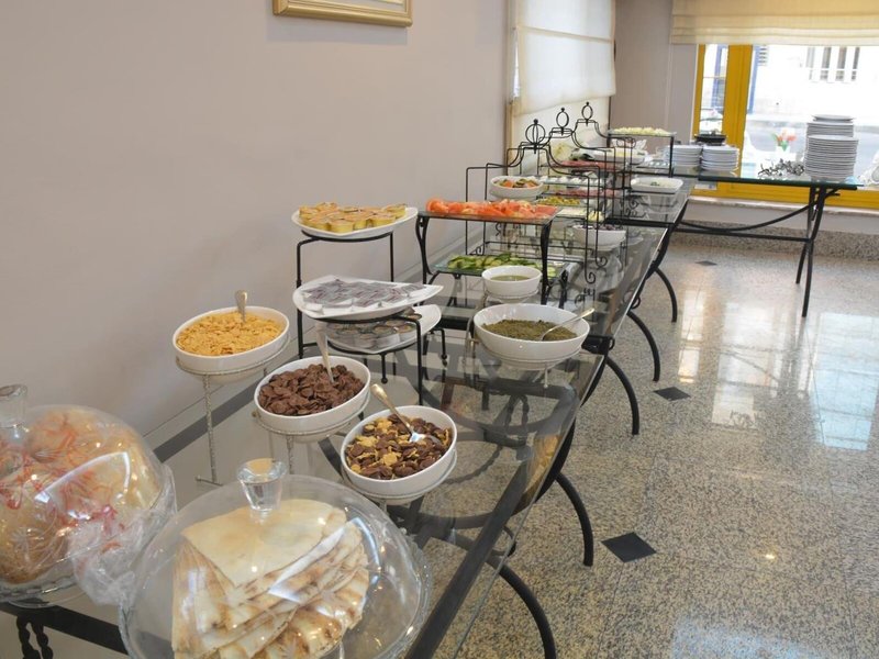 Capri Hotel Suites 15