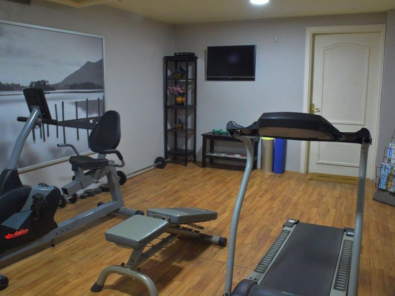 Capri Hotel Suites 21