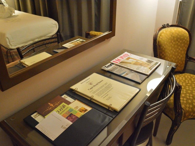 Capri Hotel Suites 29