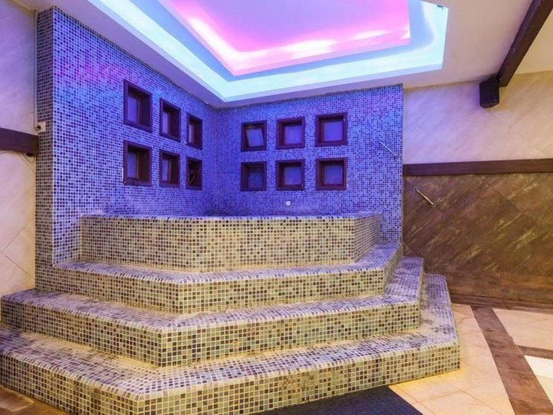 Ayass Hotel 18