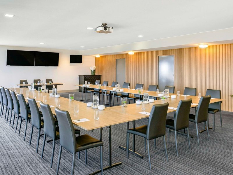 Mantra Melbourne Melton 4