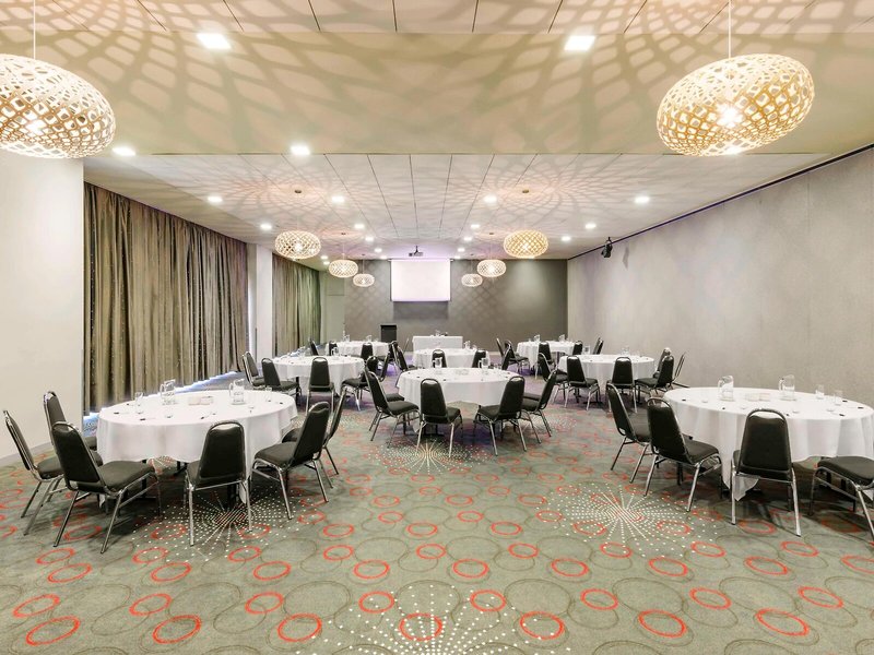 Mantra Melbourne Melton 5