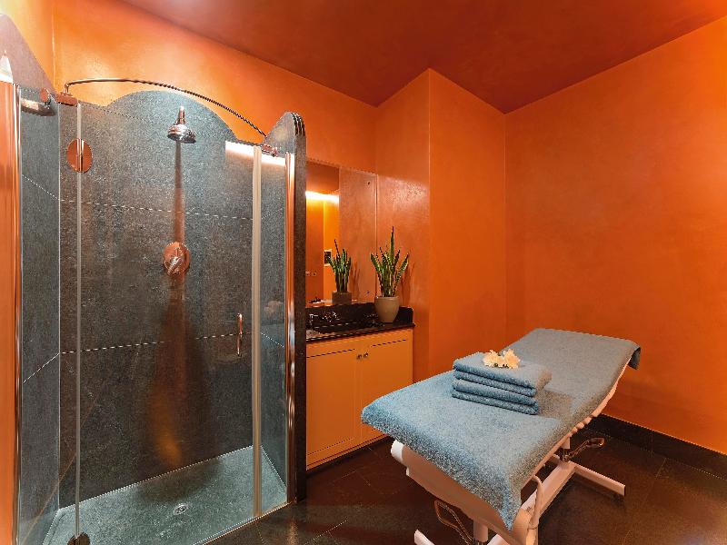 Grand Hotel Majestic 1